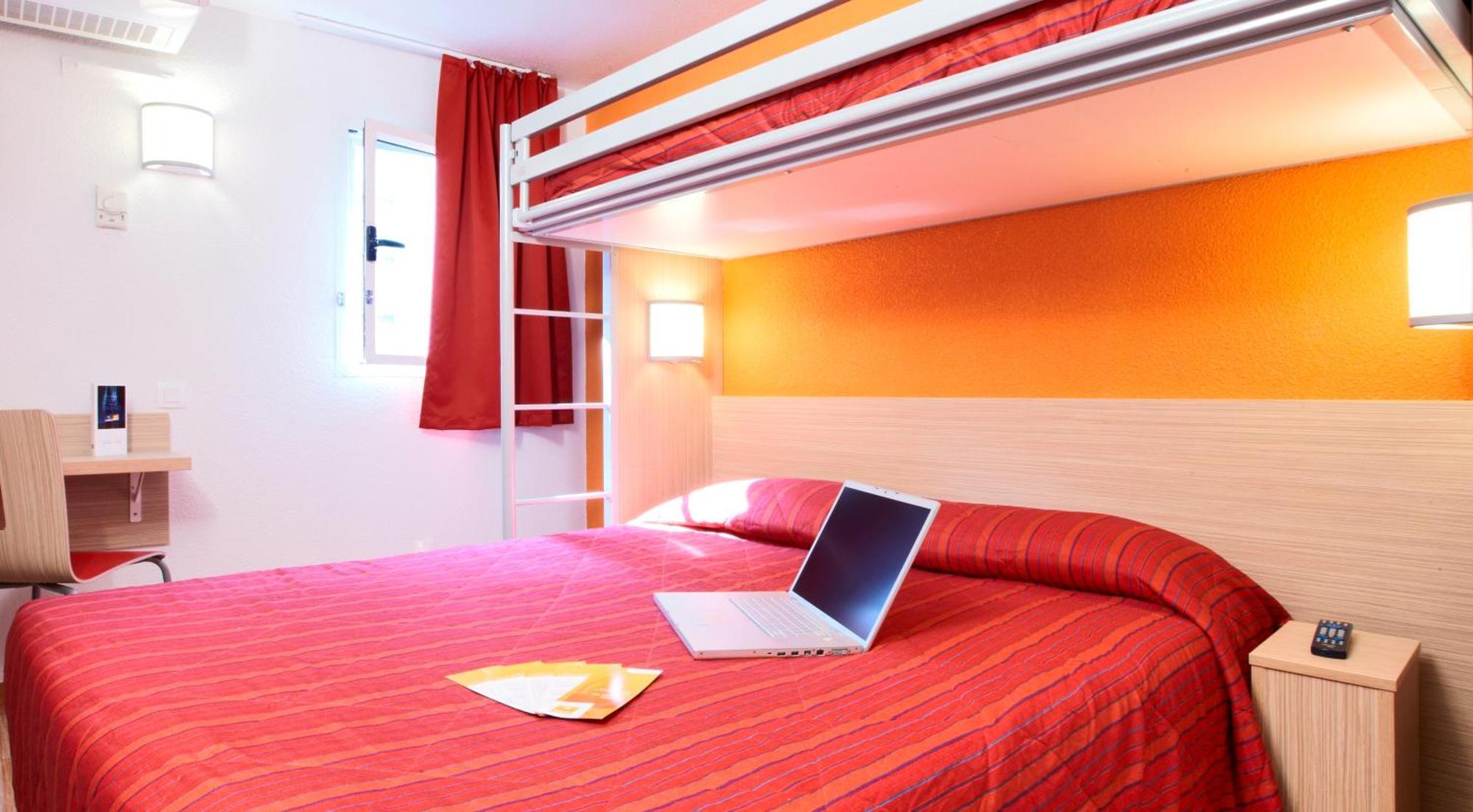 Premiere Classe Montreuil Montreuil  Dış mekan fotoğraf A typical room at a hotel