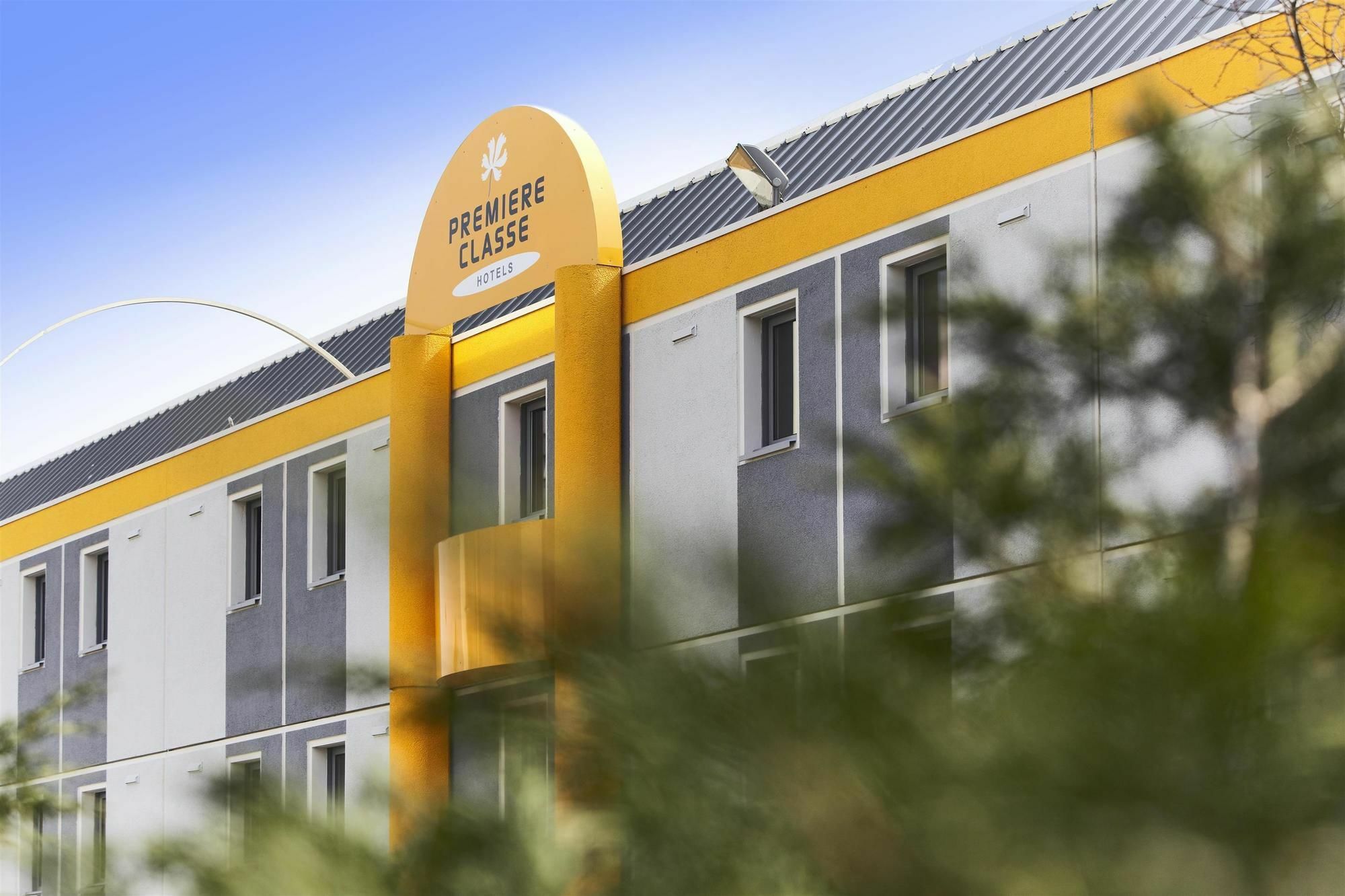 Premiere Classe Montreuil Montreuil  Dış mekan fotoğraf Premier Inn, Manchester